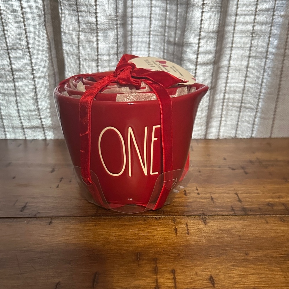 Rae Dunn Red Valentine Measuring Cups